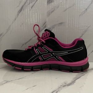 Gel - Bluree ASICS Women’s Size 10 Fuchsia Running Shoes.